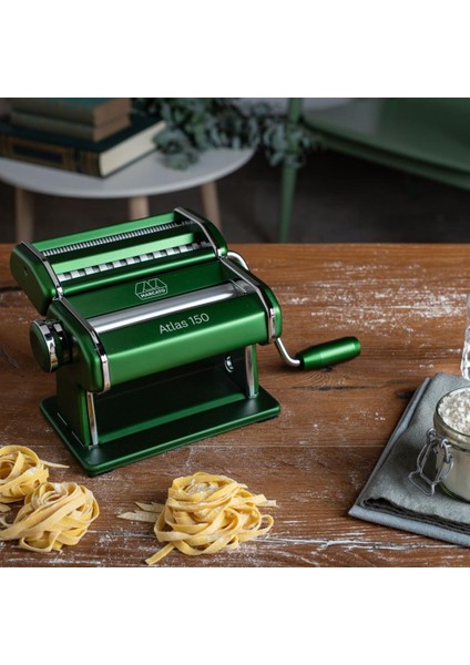 Atlas 150 Yeşil Makarna Makinesi + Pastawheel