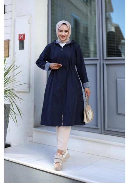 Kadın Fermuarlı Kısa Bondit Trençkot modelleri