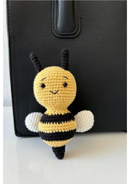 Elite El Yapımı Arı Maya Amigurumi Anahtarlık & Çanta Süsü 10 cm – %100 Pamuk Örgü Şirin Tasarım 1 Adet