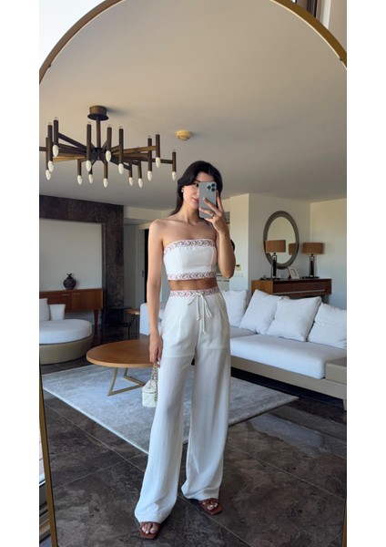 Pembe Nakışlı Crop-Pantolon Takım