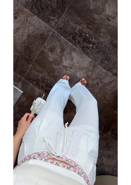 Pembe Nakışlı Crop-Pantolon Takım indirimleri