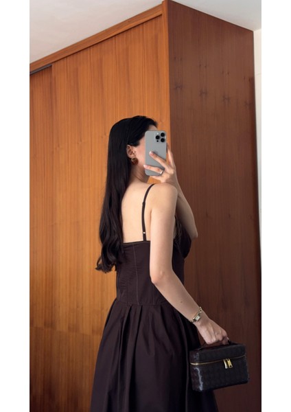 Kontrast Dikişli Ip Askılı Kahve Elbise fiyatları