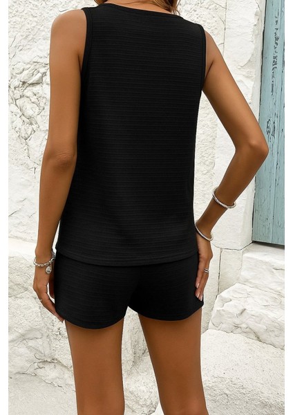 Kadın V Yaka Askılı Düğmeli Bluz ve Şort Bürümcük Kumaş Ikili Takım modelleri