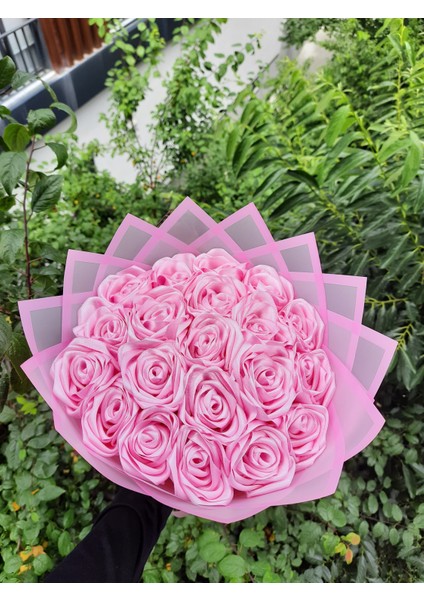 20 Li LED Işıklı Solmayan Gül Buketi Pembe Dışı Pembe