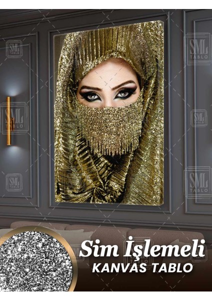 Simli Altın Takılı Kapalı Kadın Model Pırıltılı Göz Sürme Sim Işlemeli Dikey Kanvas Tablo