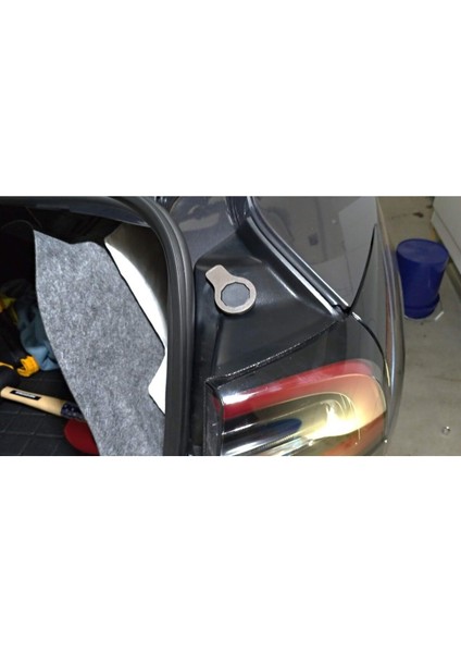 Tesla Model 3 Arka Lamba Anahtarı T3816085