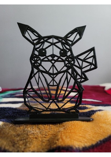 Geometrik Pikachu P704389