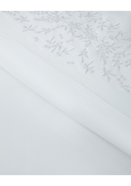 Laurel Nakışlı Pamuk Saten Çift Kişilik Nevresim Takımı 200 x 220 cm Beyaz modelleri