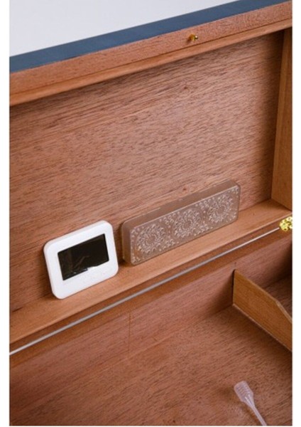 Küba Bayraklı 100’LÜ Lüks Puro Humidor - PHUM0198 fırsatları