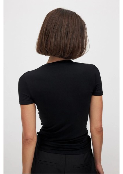 Kadın Siyah Kısa Kollu Bisiklet Yaka Basic T-Shirt Likralı Süprem modelleri