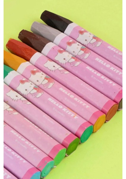 Sanrio Lisanslı Hello Kitty Çilek Serisi 24'lü Yağlı Pastel Boya Kalemi Seti