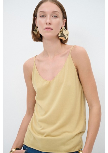 İp Askılı Triko Atlet fırsatları