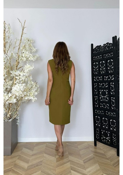 G1330 Drape ve Çiçek Detaylı V Yaka Abiye Elbise Haki fiyatları