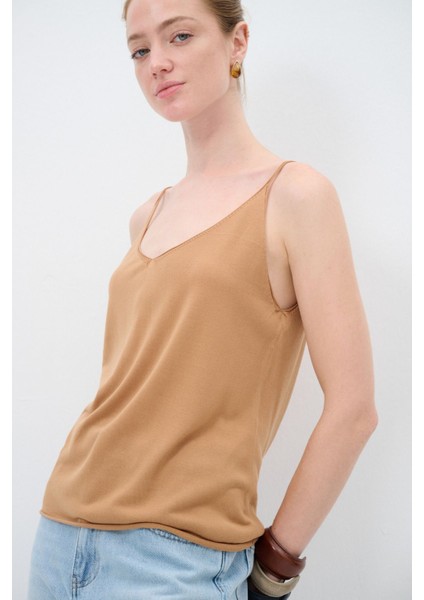 İp Askılı Triko Atlet