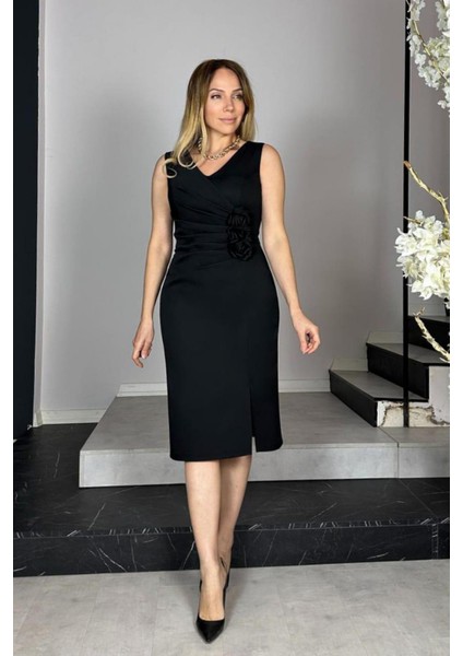 G1330 Drape ve Çiçek Detaylı V Yaka Abiye Elbise Siyah