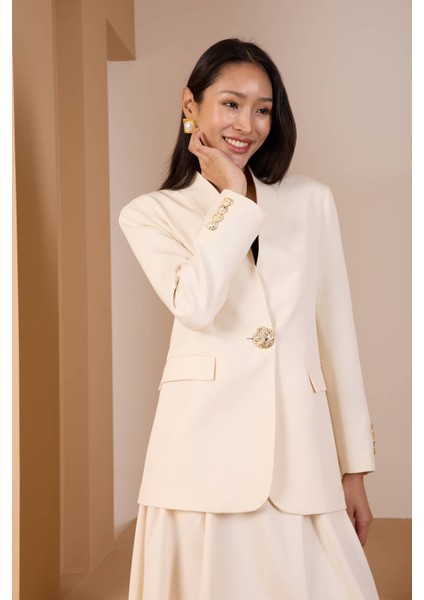 Ekru Salaş Kesim Düğme Detaylı Dokuma Blazer Ceket fiyatları