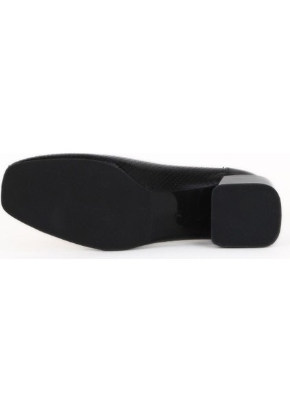 Siyah Kırışık Rugan Kadın Az Topuklu Ayakkabı 33WA7652 33WA7652 indirimleri