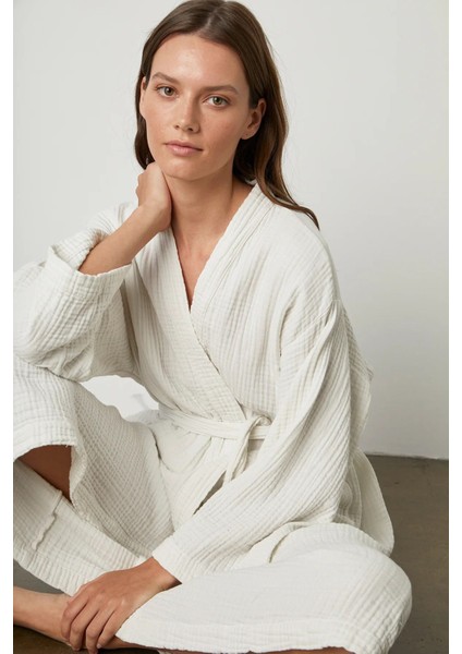 Müslin Kadın Bornoz – Kimono Modeli Sabahlık – %100 Organik Pamuk, 2 Kat Müslin Kumaş – Plaj, Spa, Hamam, Yazlık ve Günlük Kullanım Için Hafif, Nefes Alabilir, Kuşaklı ve Cepli Tasarım modelleri