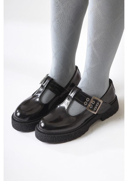 Kalla Siyah Rugan Kalın Tabanlı Tokalı Günlük Ayakkabı modelleri