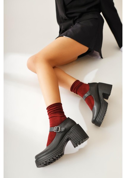 Roseanna Siyah Kalın Tabanlı Topuklu Tek Bantlı Günlük Ayakkabı modelleri