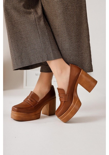 Kadın Kahverengi Topuklu Platformlu Ayakkabı Deri Malzeme ile Şık Tasarım fiyatları