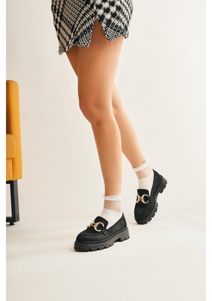 Renia Siyah Süet Toka Detaylı Oxford Ayakkabı modelleri