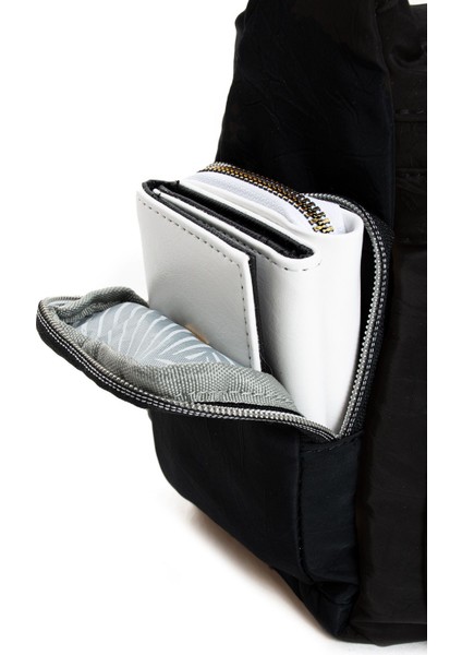 Kadın Çok Gözlü Suya Dayanıklı Paraşüt Kumaş Ayarlanabilir Çapraz Askılı Omuz Çantası