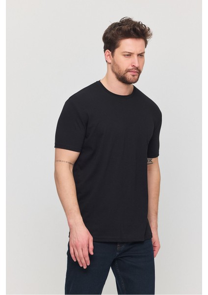Erkek Pamuk Slim Fit Dar Kesim Bisiklet Yaka Basic Tişört