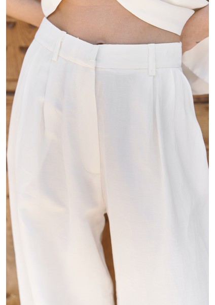 Prasetsah Bağlamalı Ekru Crop Pantolon Takım