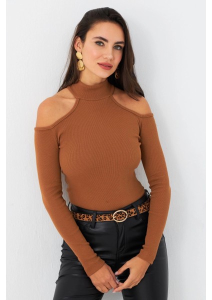 Kadın Camel Omuzları Açık Kaşkorse Bluz EY2590 fırsatları
