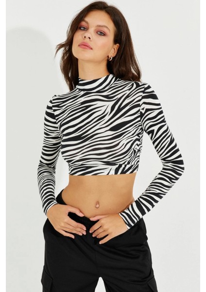 Kadın Beyaz-Siyah Sırtı Açık Zebra Desenli Crop Bluz LPP1232 fiyatları