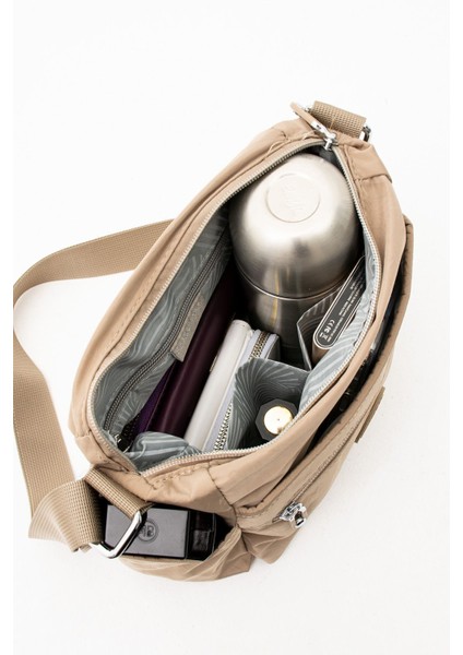 Kadın Çok Gözlü Suya Dayanıklı Paraşüt Kumaş Ayarlanabilir Çapraz Askılı Omuz Çantası fırsatları