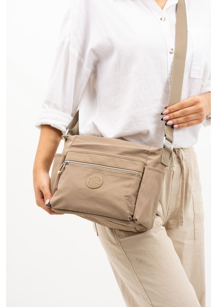 Kadın Çok Gözlü Suya Dayanıklı Paraşüt Kumaş Ayarlanabilir Çapraz Askılı Omuz Çantası