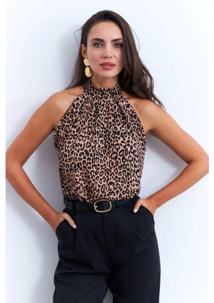 Kadın Camel-Siyah Halter Yaka Leopardesenli Bluz LPP1273