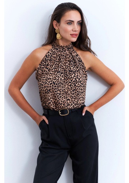 Kadın Camel-Siyah Halter Yaka Leopardesenli Bluz LPP1273