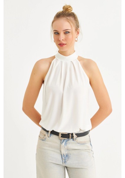 Kadın Ekru Halter Yaka Desenli Bluz LPP1273