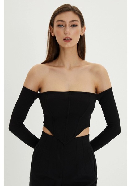 Kadın Siyah Sırt Fermuarlı Crop Bluz B518