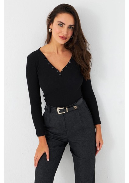 Kadın Siyah V Yaka Çıtçıtlı Kaşkorse Bluz MTF43 modelleri