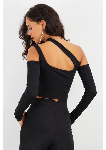 Kadın Siyah Omuzları Açık Kaşkorse Crop Bluz B1701 modelleri