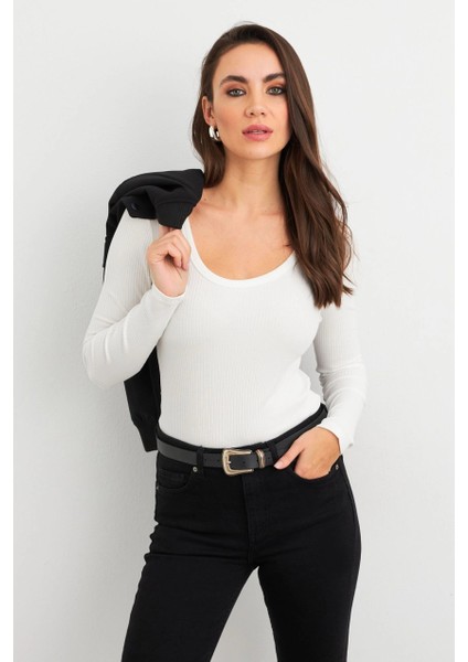 Kadın Ekru Basic Bluz AYD402 fiyatları