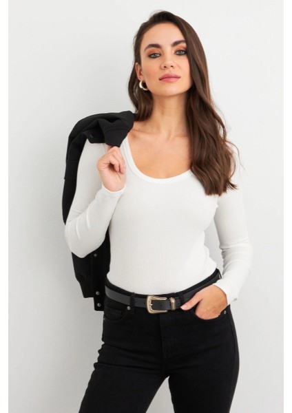 Kadın Ekru Basic Bluz AYD402 indirimleri