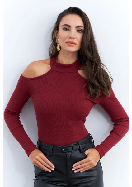 Kadın Bordo Omuzları Açık Kaşkorse Bluz EY2590