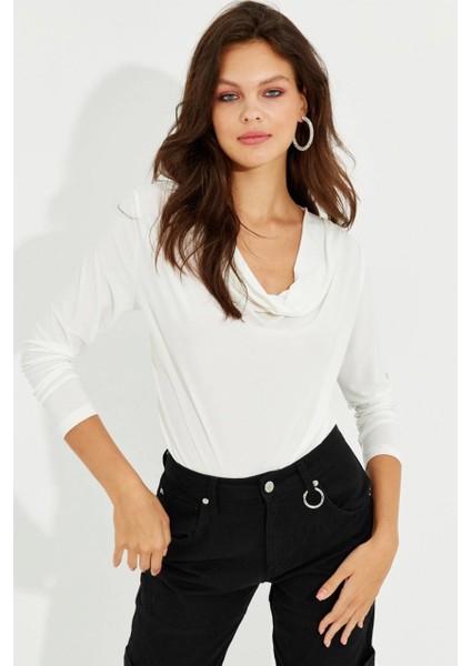 Kadın Ekru Degaje Yaka Bluz LPP1234