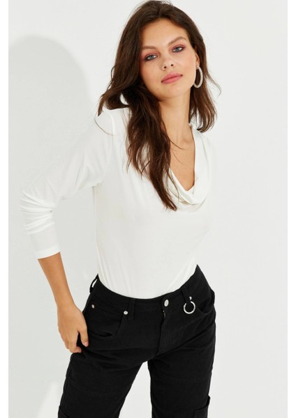 Kadın Ekru Degaje Yaka Bluz LPP1234 fırsatları