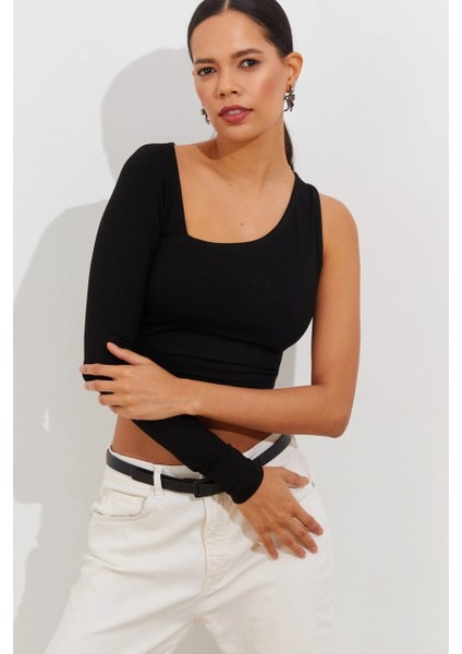 Kadın Siyah Tek Kol Asimetrik Crop Bluz BK1606 modelleri