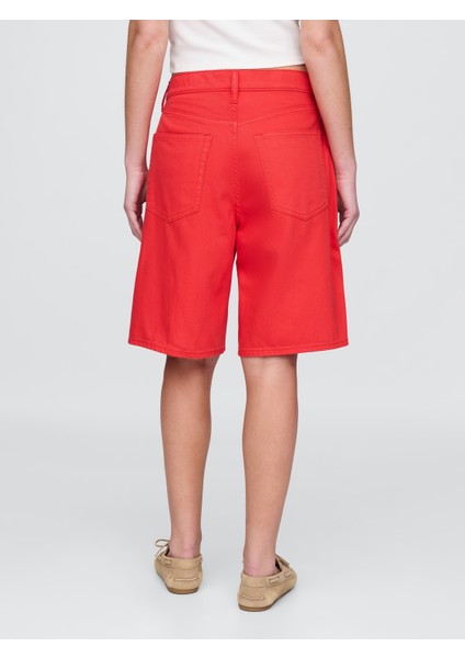Kadın Kırmızı Uzun Kesim Denim Şort fırsatları