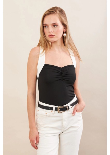 Kadın Siyah-beyaz Kontrast Askılı Bluz Ey3102 fırsatları