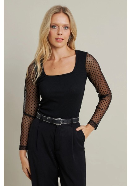 Kadın Siyah Kolları Tül Kare Yaka Kaşkorse Bluz TF33 fiyatları
