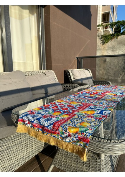 135X43 cm Seramik Motifler ve Limon Baskılı Püsküllü Runner