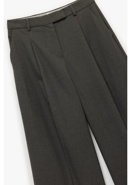 Cepli Pile Detaylı Yüksek Bel Kumaş Baggy Pantolon modelleri